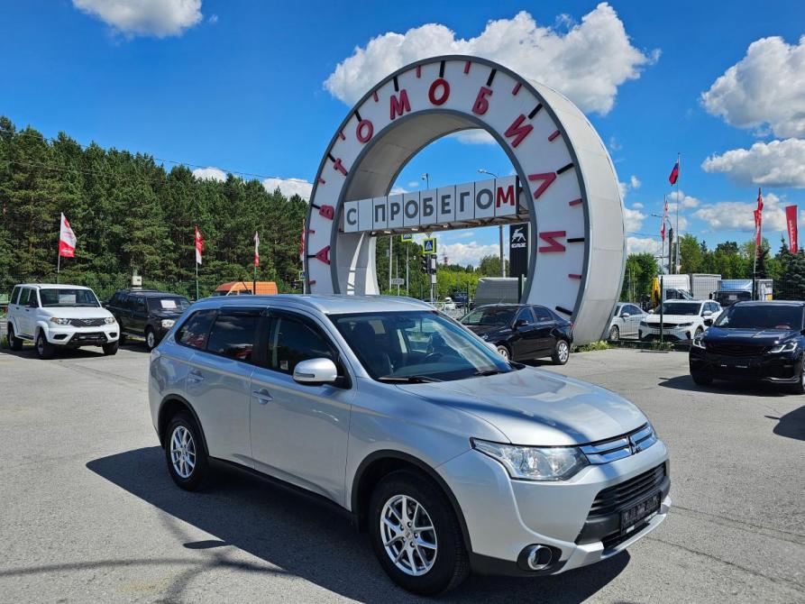 Mitsubishi Outlander III Рестайлинг Тюмень  - изображение 1