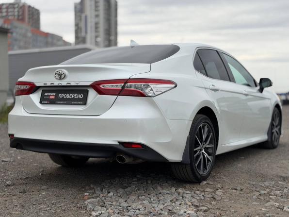Toyota Camry VIII (XV70) Рестайлинг с пробегом 2021 года, цена 3 275 000 рублей, 74657 км, седан, Автокод Объявления