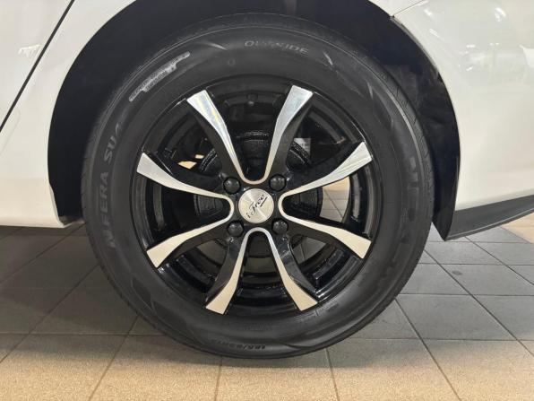Ford Fiesta Mk6 Рестайлинг с пробегом 2016 года, цена 599 000 рублей, 92282 км, седан, Автокод Объявления