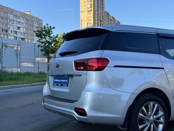 Kia Carnival III с пробегом 2019 года, цена 3 150 000 рублей, 54000 км, минивэн, Автокод Объявления