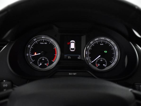 Skoda Octavia III (A7) Рестайлинг с пробегом 2017 года, цена 2 490 000 рублей, 121673 км, универсал, Автокод Объявления