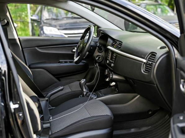 Kia Rio IV Рестайлинг с пробегом 2020 года, цена 1 450 000 рублей, 106584 км, хэтчбек, Автокод Объявления
