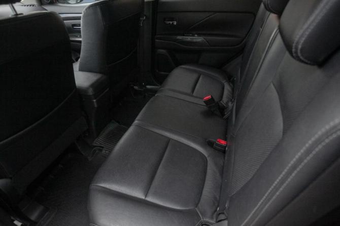 Mitsubishi Outlander III Рестайлинг с пробегом 2015 года, цена 2 335 000 рублей, 188500 км, внедорожник, Автокод Объявления