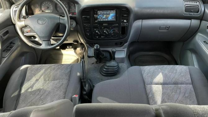 Toyota Land Cruiser 100 Series с пробегом 2000 года, цена 1 700 000 рублей, 246027 км, внедорожник, Автокод Объявления