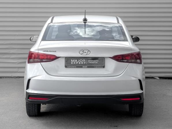 Hyundai Solaris II Рестайлинг с пробегом 2022 года, цена 1 650 000 рублей, 76792 км, седан, Автокод Объявления