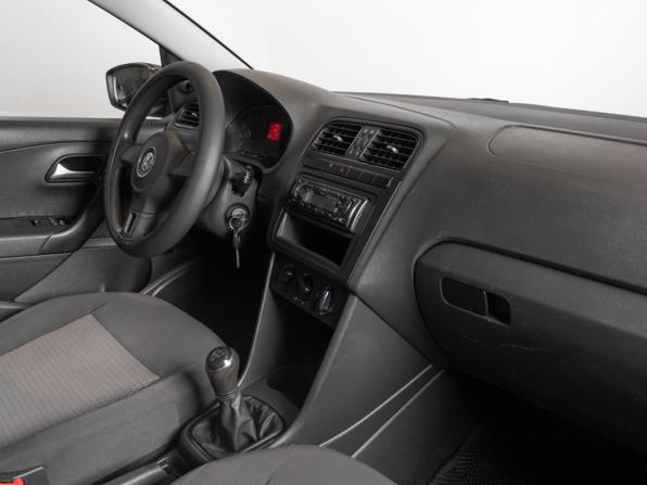Volkswagen Polo V с пробегом 2014 года, цена 860 000 рублей, 147807 км, седан, Автокод Объявления