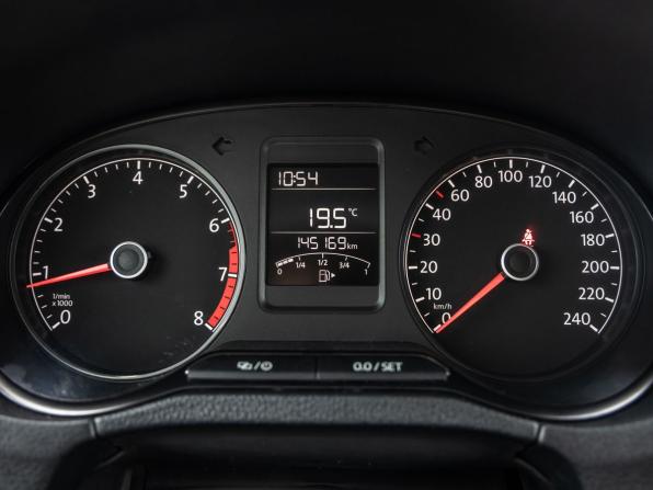 Volkswagen Polo V Рестайлинг с пробегом 2017 года, цена 1 098 000 рублей, 145169 км, седан, Автокод Объявления