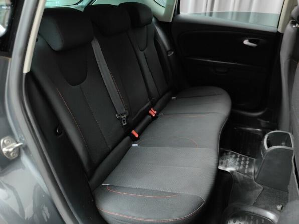 SEAT Leon II Рестайлинг с пробегом 2012 года, цена 824 000 рублей, 255563 км, хэтчбек, Автокод Объявления
