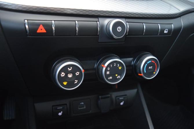 Lada (ВАЗ) Vesta I Рестайлинг (NG) с пробегом 2024 года, цена 1 250 000 рублей, 34255 км, седан, Автокод Объявления