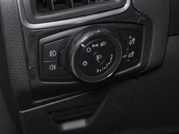 Ford Focus III с пробегом 2014 года, цена 780 000 рублей, 189330 км, седан, Автокод Объявления