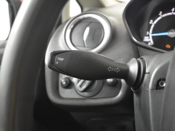 Ford Fiesta Mk6 Рестайлинг с пробегом 2015 года, цена 649 900 рублей, 148805 км, хэтчбек, Автокод Объявления