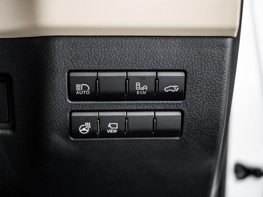 Lexus NX I Рестайлинг Иркутск  - изображение 18