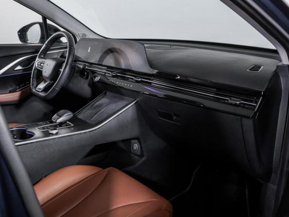 Omoda C5 I с пробегом 2022 года, цена 1 698 000 рублей, 41773 км, внедорожник, Автокод Объявления