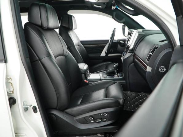 Toyota Land Cruiser 200 Series Рестайлинг 2 с пробегом 2020 года, цена 8 985 055 рублей, 72397 км, внедорожник, Автокод Объявления