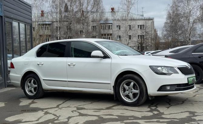 Skoda Superb II Рестайлинг с пробегом 2013 года, цена 1 049 000 рублей, 165214 км, лифтбек, Автокод Объявления