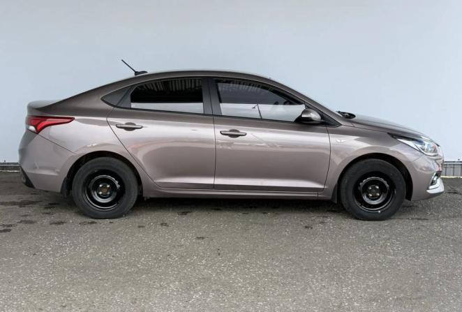 Hyundai Solaris II с пробегом 2019 года, цена 1 275 000 рублей, 59489 км, седан, Автокод Объявления