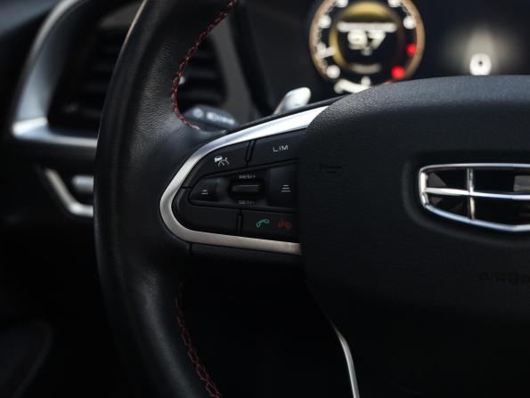 Geely Tugella I Рестайлинг с пробегом 2023 года, цена 2 699 000 рублей, 58505 км, внедорожник, Автокод Объявления