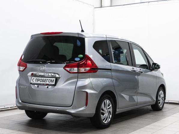 Honda Freed II Рестайлинг с пробегом 2019 года, цена 1 450 000 рублей, 132141 км, компактвэн, Автокод Объявления