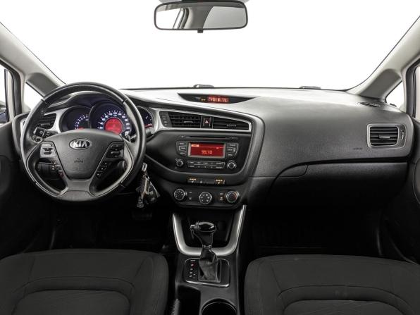 Kia Ceed II Рестайлинг с пробегом 2016 года, цена 1 475 000 рублей, 76045 км, хэтчбек, Автокод Объявления