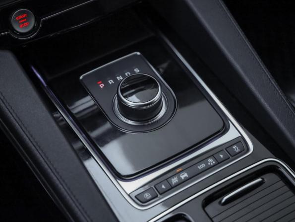 Jaguar F-Pace I с пробегом 2020 года, цена 3 166 000 рублей, 88513 км, внедорожник, Автокод Объявления