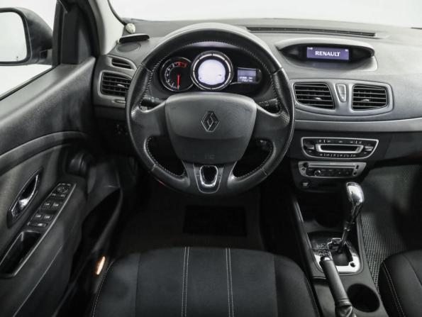 Renault Megane III Рестайлинг с пробегом 2013 года, цена 599 000 рублей, 171506 км, хэтчбек, Автокод Объявления