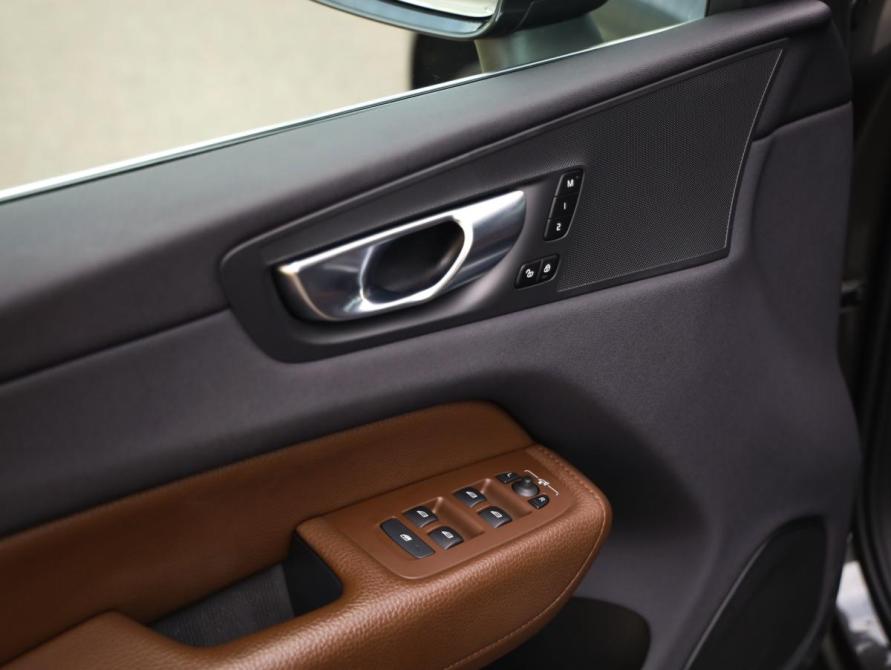 Volvo XC60 II Рестайлинг Санкт-Петербург  - изображение 28