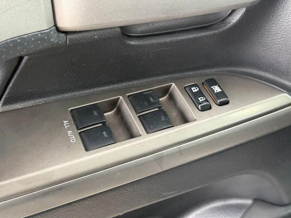 Toyota Land Cruiser 200 Series с пробегом 2011 года, цена 3 200 000 рублей, 226900 км, внедорожник, Автокод Объявления