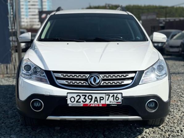 Dongfeng H30 Cross с пробегом 2014 года, цена 549 000 рублей, 67244 км, хэтчбек, Автокод Объявления