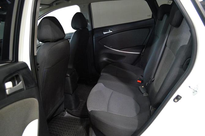 Hyundai Solaris I с пробегом 2012 года, цена 625 000 рублей, 184500 км, хэтчбек, Автокод Объявления