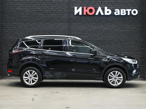 Ford Kuga II Рестайлинг с пробегом 2019 года, цена 1 700 000 рублей, 194960 км, внедорожник, Автокод Объявления
