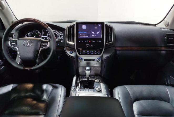 Toyota Land Cruiser 200 Series Рестайлинг 2 с пробегом 2016 года, цена 5 600 000 рублей, 269212 км, внедорожник, Автокод Объявления
