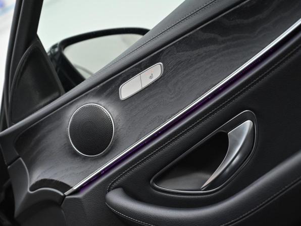 Mercedes-Benz E-Класс V (W213 S213 C238) с пробегом 2018 года, цена 2 199 000 рублей, 80248 км, седан, Автокод Объявления