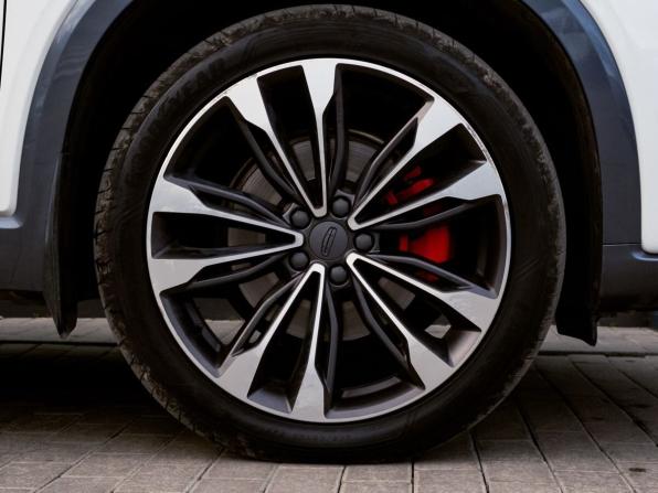 Geely Tugella I Рестайлинг с пробегом 2022 года, цена 2 849 000 рублей, 45708 км, внедорожник, Автокод Объявления
