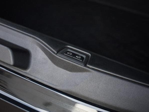 BMW X7 I (G07) с пробегом 2019 года, цена 8 819 920 рублей, 81927 км, внедорожник, Автокод Объявления