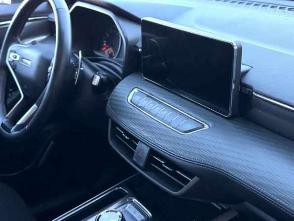 Haval Jolion I с пробегом 2023 года, цена 1 530 000 рублей, 84955 км, внедорожник, Автокод Объявления