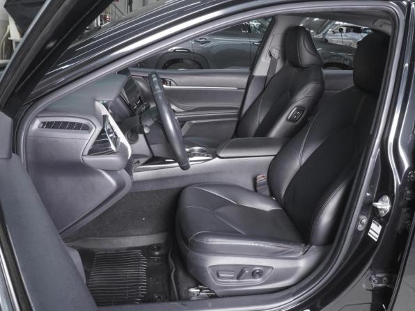Toyota Camry VIII (XV70) Рестайлинг с пробегом 2023 года, цена 3 245 000 рублей, 77104 км, седан, Автокод Объявления