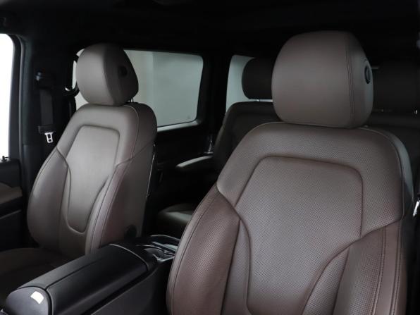 Mercedes-Benz V-Класс III (W447) Рестайлинг с пробегом 2022 года, цена 8 473 322 рубля, 40364 км, минивэн, Автокод Объявления