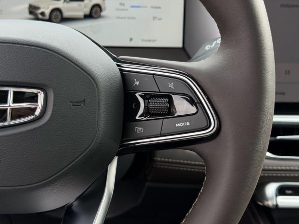 Geely Monjaro I Рестайлинг 2 (China Market) с пробегом 2026 года, цена 4 200 000 рублей, 25 км, внедорожник, Автокод Объявления