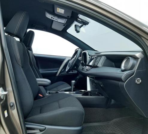 Toyota RAV4 IV (XA40) Рестайлинг с пробегом 2018 года, цена 2 730 000 рублей, 65701 км, внедорожник, Автокод Объявления