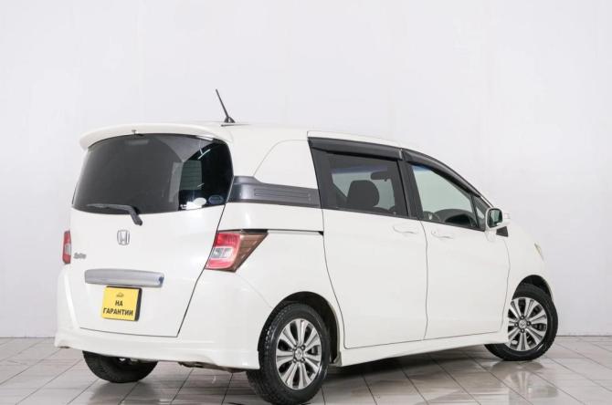 Honda Freed I Рестайлинг с пробегом 2012 года, цена 1 029 000 рублей, 118000 км, компактвэн, Автокод Объявления