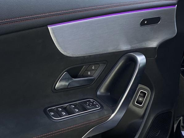 Mercedes-Benz CLA II (C118 X118) с пробегом 2019 года, цена 3 549 000 рублей, 84100 км, седан, Автокод Объявления