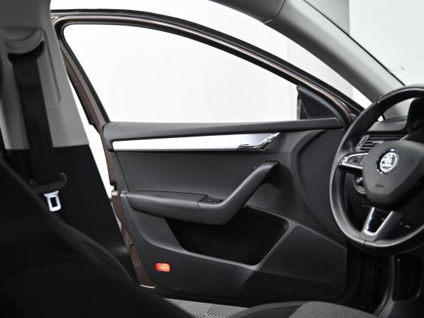 Skoda Octavia III (A7) с пробегом 2016 года, цена 1 249 000 рублей, 107000 км, лифтбек, Автокод Объявления