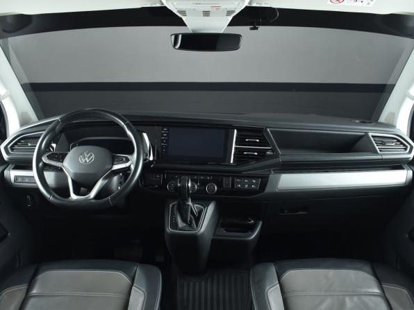Volkswagen Multivan T6 Рестайлинг с пробегом 2020 года, цена 6 994 995 рублей, 46312 км, минивэн, Автокод Объявления