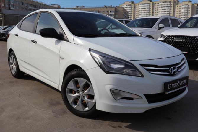 Hyundai Solaris I Рестайлинг с пробегом 2015 года, цена 699 000 рублей, 128000 км, седан, Автокод Объявления