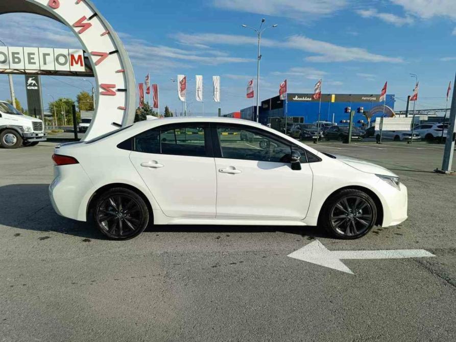 Toyota Corolla XI (E160 E170 E180) Рестайлинг 1 Тюмень  - изображение 8