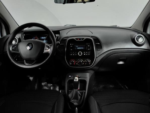Renault Kaptur I с пробегом 2017 года, цена 1 098 000 рублей, 184036 км, внедорожник, Автокод Объявления