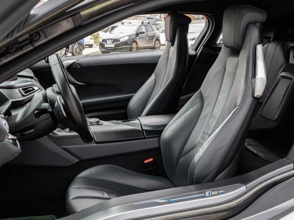 BMW i8 I с пробегом 2016 года, цена 5 450 000 рублей, 30430 км, купе, Автокод Объявления