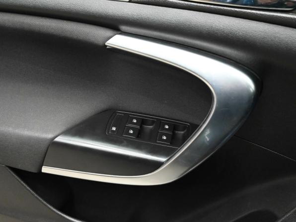 Opel Insignia I Рестайлинг с пробегом 2014 года, цена 1 230 000 рублей, 114306 км, седан, Автокод Объявления