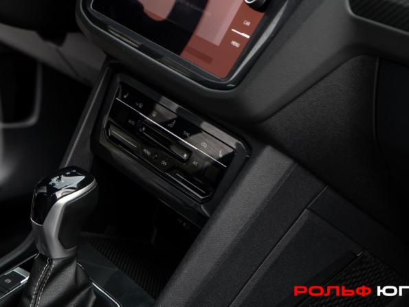 Volkswagen Tiguan II Рестайлинг с пробегом 2022 года, цена 3 848 000 рублей, 98443 км, внедорожник, Автокод Объявления