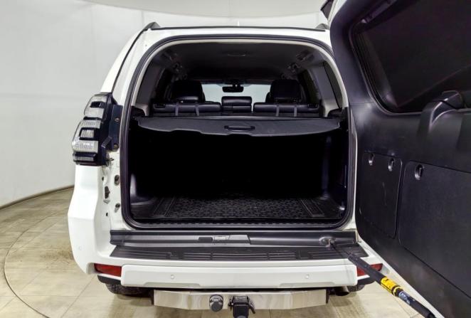 Toyota Land Cruiser Prado 150 Series Рестайлинг 3 с пробегом 2021 года, цена 4 750 000 рублей, 245275 км, внедорожник, Автокод Объявления